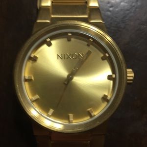 All gold Nixon cannon
